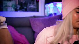 Colombian couple enjoys exhibiting their romance on the internet