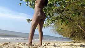 i twerk butt naked in public