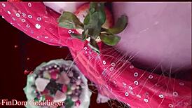 Food porn in financial domination style