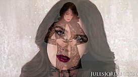 Hey, evelyn claire handles dredd's monster bbc deepthroat! 😏