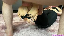 I can't believe my stepsister's tight feet gave me the best footjob ever