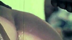 विंटेज थ्रीसम के राज़, बालों वाली डबल पेनेट्रेशन चुदाई!