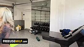 Health guru Donnie promotes freeuse and sex during exercise for women's vitality