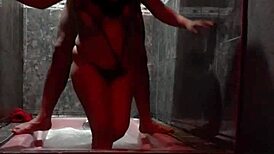 eating pussy in jacuzzi at hotel