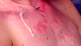 slutty babe takin’ sperm load on face, eatin’ it all up