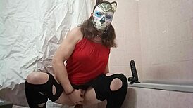 Watch This Travesti Play With Her Dildo In An Exciting Toys Show!