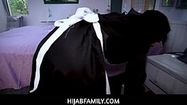 Hijabfamily - big thick ass teen maid in hijab gets acquainted with my cock