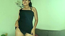 I Am the Hot Masseuse Expert in Oiled Anal Massages with Toys