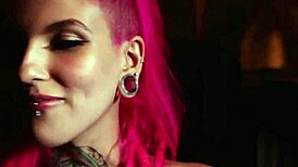 Qween And Pocahontas Rub Pussies Intensely After Gossiping About The Boy In Lesbian Action