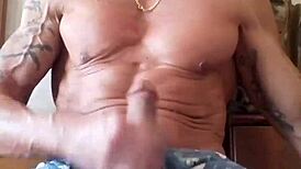 just jerking my huge cock, nice cumshot at the end