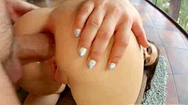 Hard anal sex for wendy moon results in creampie