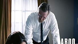 मैं अलीना लोपेज, 18, और करप्ट बिशप ने मुझे सेक्स में ट्रिक किया