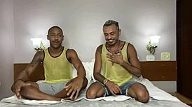 Kadu in hot chat with Lucas Scudellari