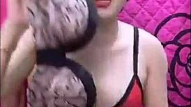 hot vietnamese girl streaming live with stunning charm