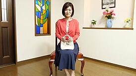 Hey, wanna join this cheating housewife for a wild 3some with toys and blowjobs?