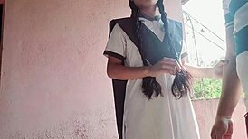 इंडियन लड़की अपने ट्यूशन टीचर से वाइल्ड सेशन में जोर से पाउंड होती है