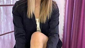 homem barbudo chupa 41 paus em mamadas completas