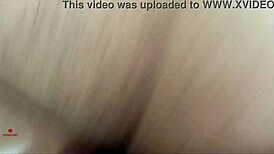 aprovecho que la caliente de mi hermanastra esta distraida para pegarle una buena follada con mi enorme polla parte2