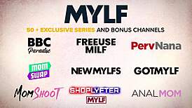 लाया कॉलेज प्रेप कर रही सैंडी पीटर देखते हुए