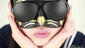 I’m obsessed with tongue spit fetish play