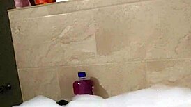 Hey, cyno solo bubble bath fun 2 with cosplay costumes and model vibes! 🛁