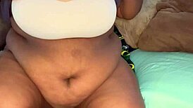 fat bbw squirting on couch?