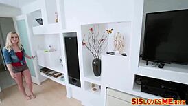 Step-sister engages in kinky fauxcest roleplay with stepbrother