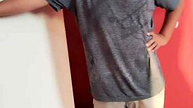 pay pizza guy with my ass?