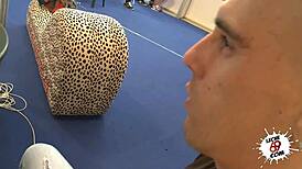 Argentinian Latina in Public Encounter