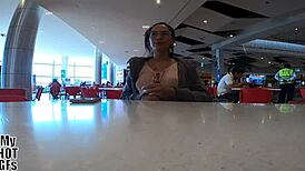 Beautiful Venezuelan persuades me for a porn chance, and what happened next was incredibly intriguing.