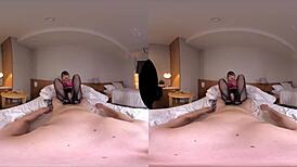 बस्टी बॉस हरुना ऐसाका के साथ रूम शेयर एक रात चुदाई