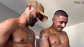 Voyeur Joins Bodybuilder Fun with Farativo1 and Vitorguedes