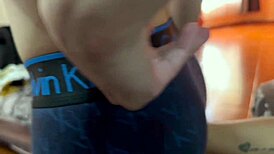 he escapes the salon to play games, but lends his ass?