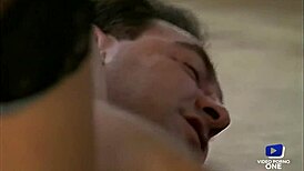 Sheila Jeune Et Sexy Elle Se Prend Une Bite Dans Le Cul