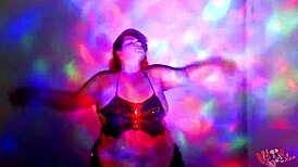Bbw goddess worship dance and oil 😍