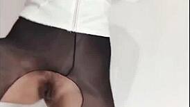 Siganjue-小少妇情趣睡衣开档黑丝袜疯狂自慰，没男人的滋味是真难受