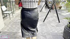 Brazilian Housewife Meets Lover for Blowjob and Creampie Close-Up