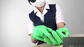 handjob with latex gloves feels so kinky! 😜