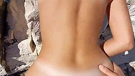 I had quick hot sex with a teen on the beach