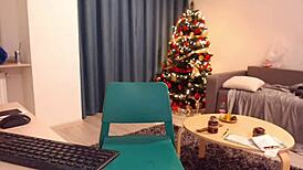 Teen Brunette Gabrielaaxxx Masturbates to Intense Squirt