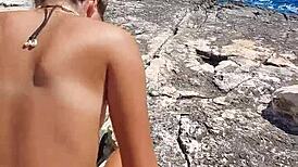 I had quick hot sex with a teen on the beach