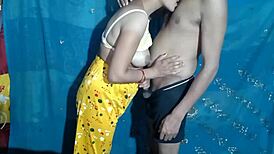 Desi boy meets village girl in hindi video