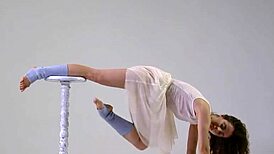 flexible teen ursula fe stretches nude in the gym with acrobatic softcore poses