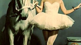 Ever seen vintage erotic animation this wild? Pure retro heat! 😍