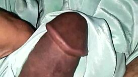 sexy gay man explores hot masturbation with aunty reshmi in shalwar