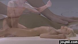 i'm getting wild nuru massage from blonde