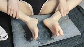 Feet Fetish Slim Chinese Twink Shows Beautiful Barefoot!