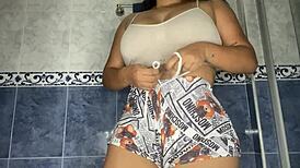Beautiful stepmother shows her big ass in a homemade video