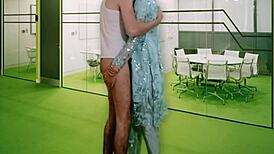 I need hot handjob from sexy Desi Muslim bhabhi