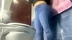 Beautiful stepmother shows her big ass in a homemade video